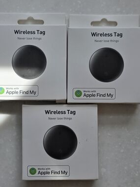 Wireless Tag Works with Apple Find My - Black (3 Pack)